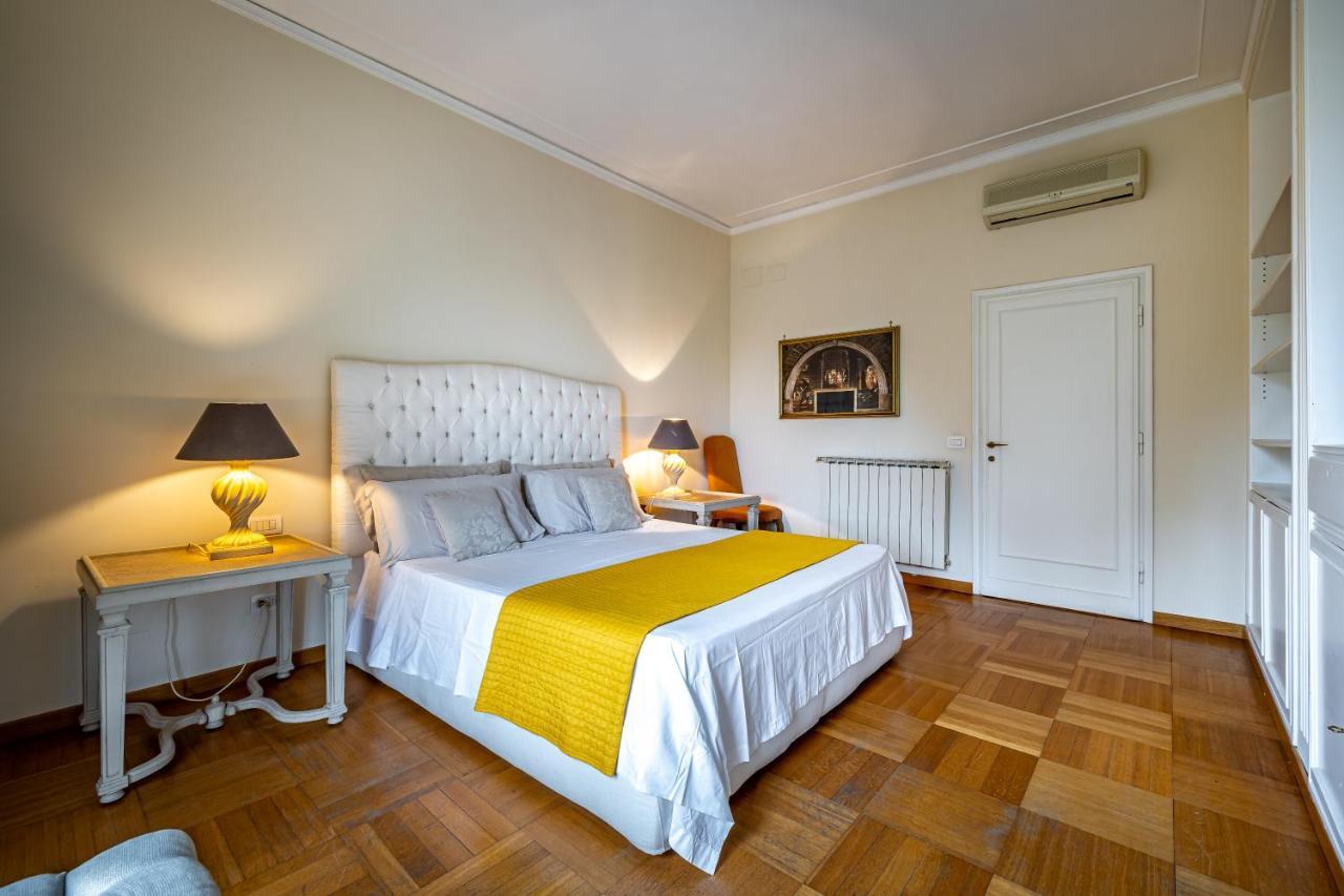 Yid D'azeglio Luxury With Parking Apartment